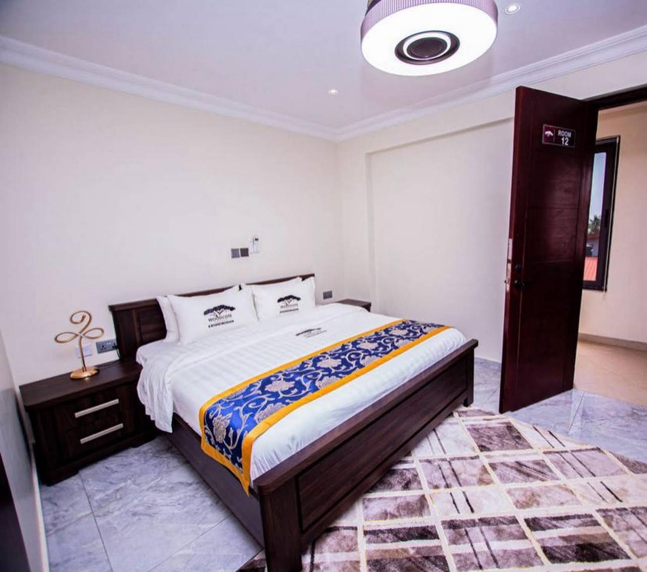 Guest room